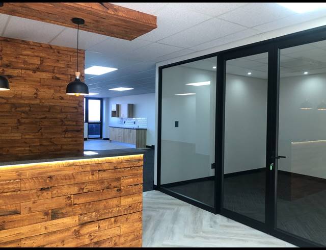 137M² OFFICE TO LET IN ROSEBANK